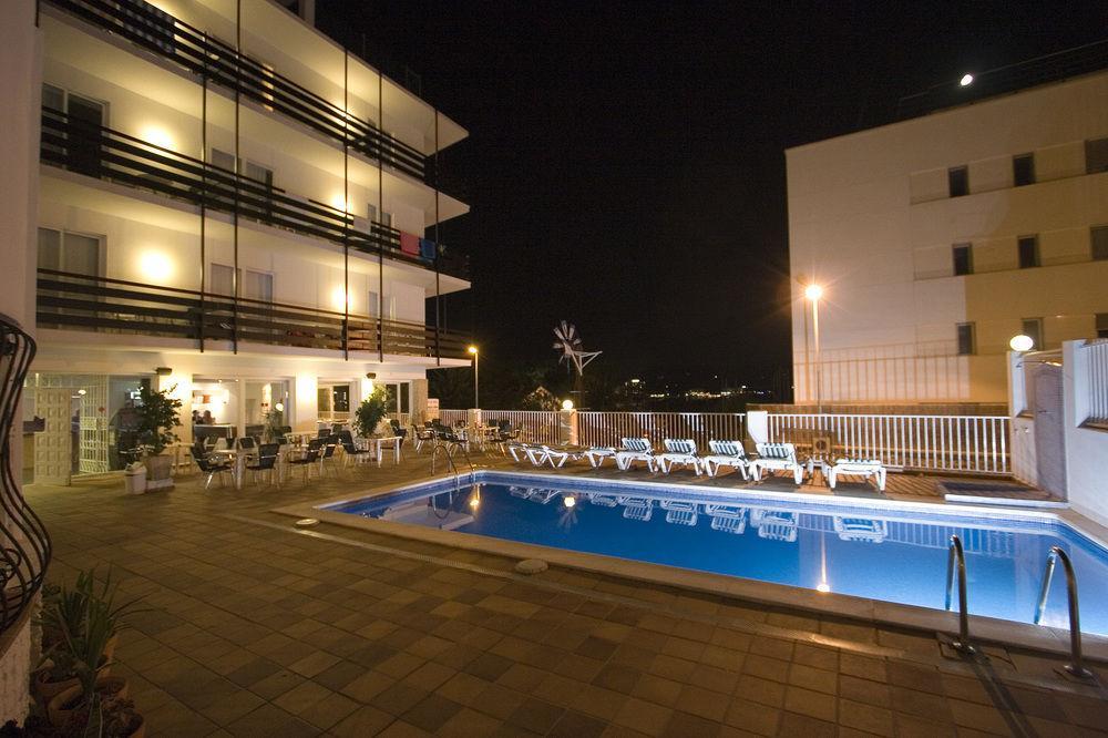Hotel Es Mitjorn Sant Antoni de Portmany Exterior foto