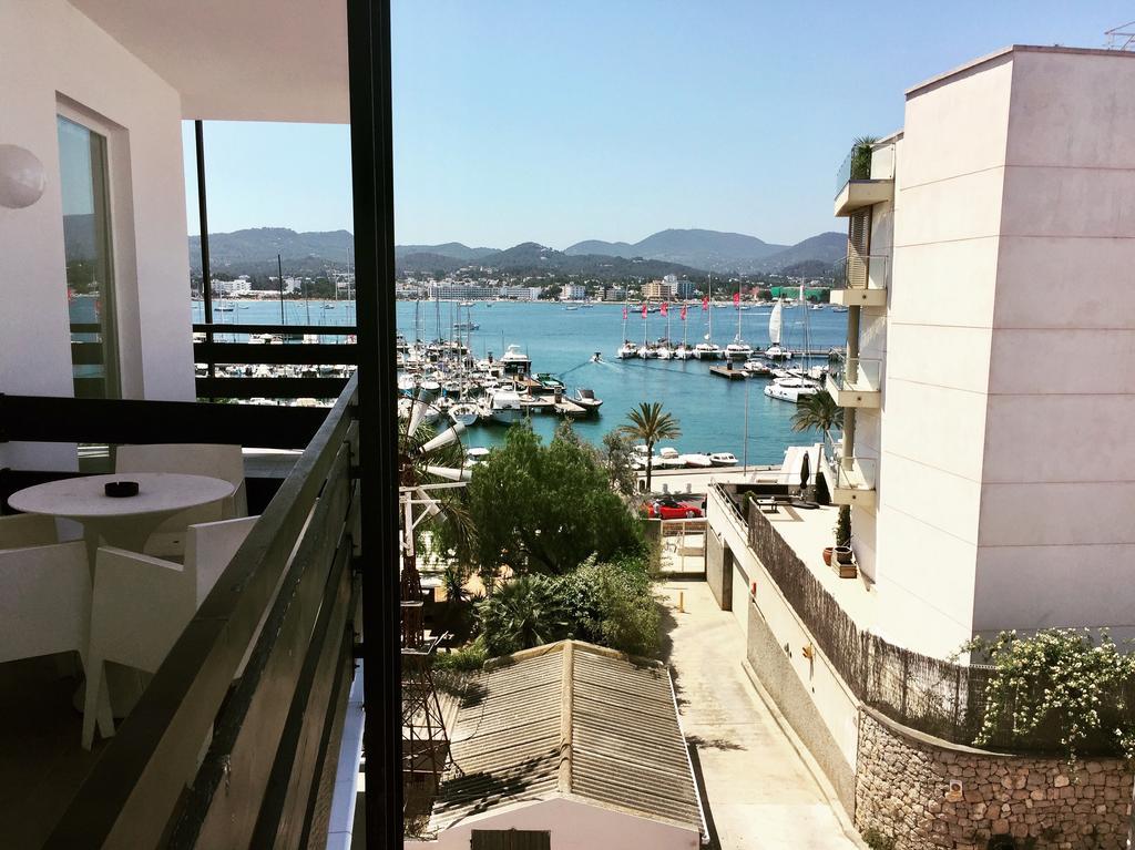 Hotel Es Mitjorn Sant Antoni de Portmany Exterior foto